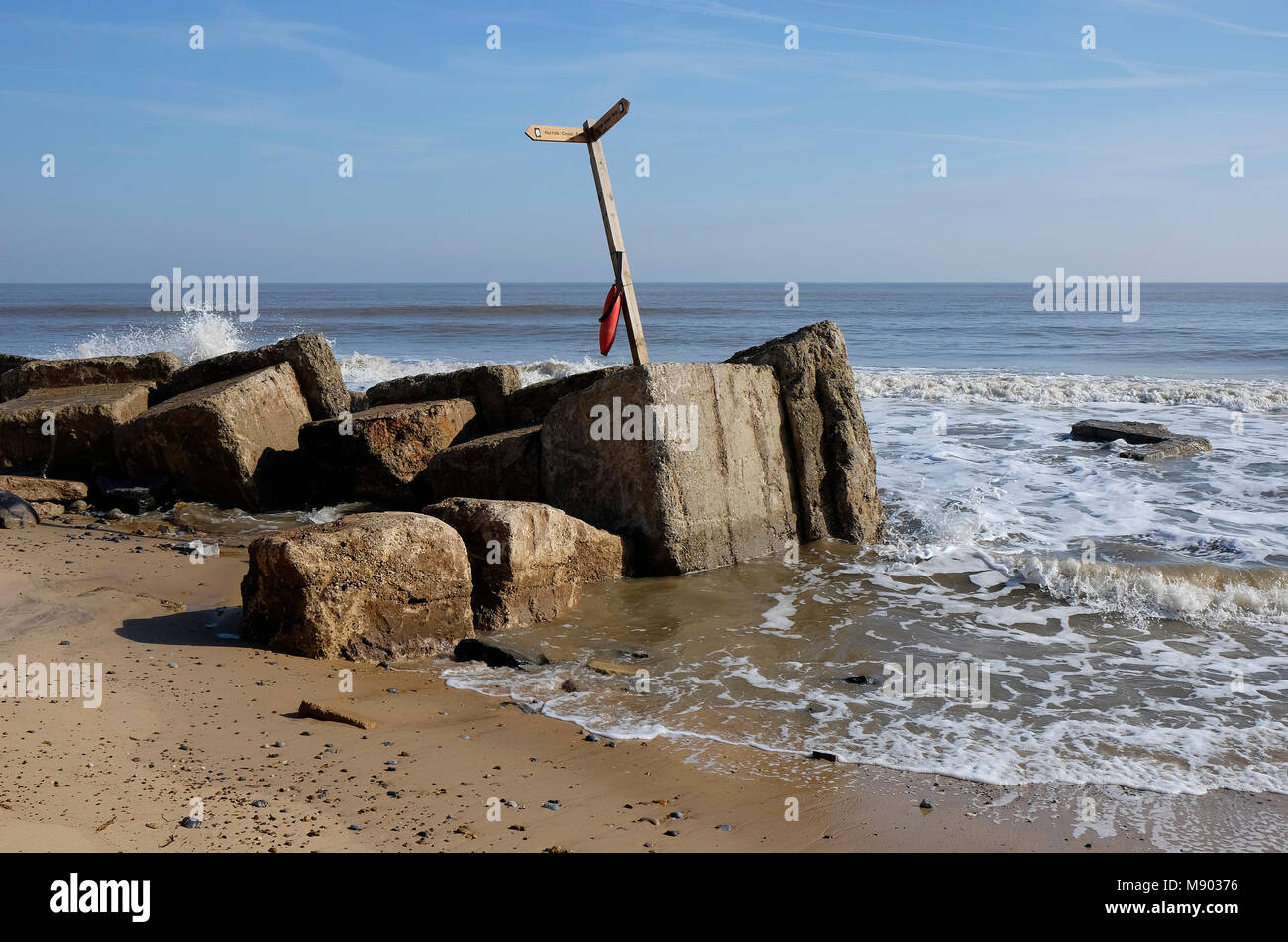 L'érosion des falaises à hemsby, Norfolk, Angleterre Banque D'Images