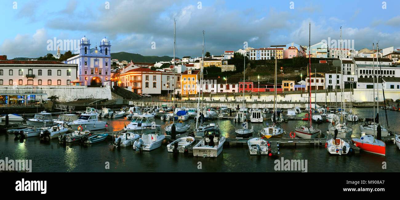 Marina d'Angra do Heroísmo. Terceira, Açores. Portugal Banque D'Images