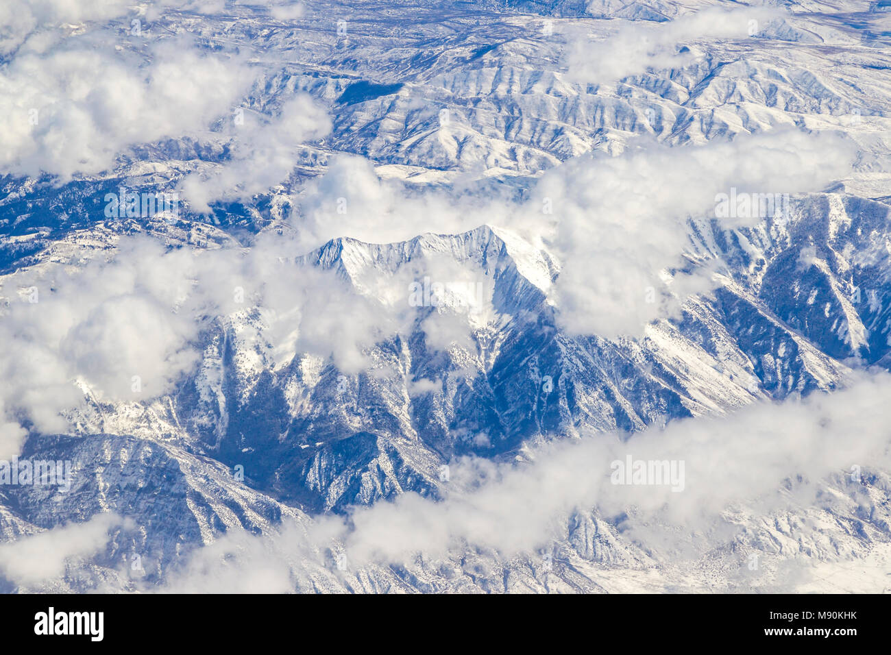 Avis de Virgin Atlantic sur le chemin de l'aéroport de Gatwick, North terminal à Las Vegas en regardant par la fenêtre à partir de 35 000 pieds. Banque D'Images