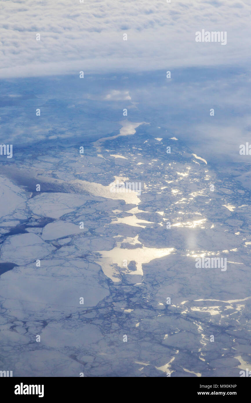 Avis de Virgin Atlantic sur le chemin de l'aéroport de Gatwick, North terminal à Las Vegas en regardant par la fenêtre à partir de 35 000 pieds. Banque D'Images