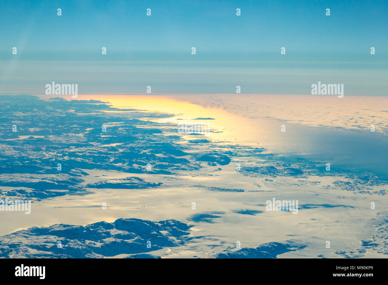 Avis de Virgin Atlantic sur le chemin de l'aéroport de Gatwick, North terminal à Las Vegas en regardant par la fenêtre à partir de 35 000 pieds. Banque D'Images