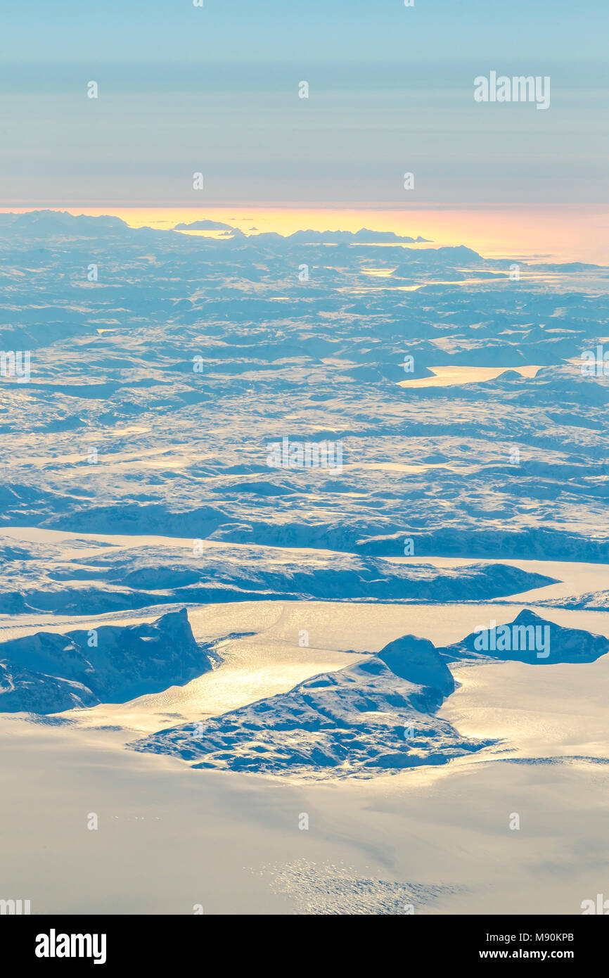 Avis de Virgin Atlantic sur le chemin de l'aéroport de Gatwick, North terminal à Las Vegas en regardant par la fenêtre à partir de 35 000 pieds. Banque D'Images