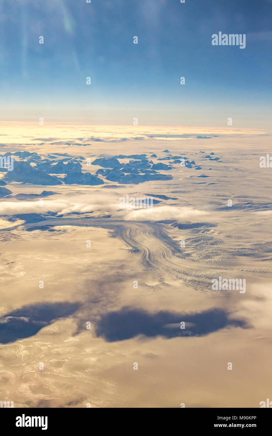 Avis de Virgin Atlantic sur le chemin de l'aéroport de Gatwick, North terminal à Las Vegas en regardant par la fenêtre à partir de 35 000 pieds au Glaciar dans le sud de l'Green Banque D'Images