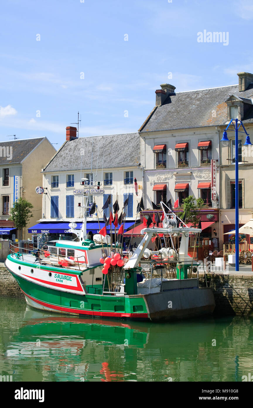 Port en Bessin Bayeux Calvados Normandie France Photo Stock - Alamy