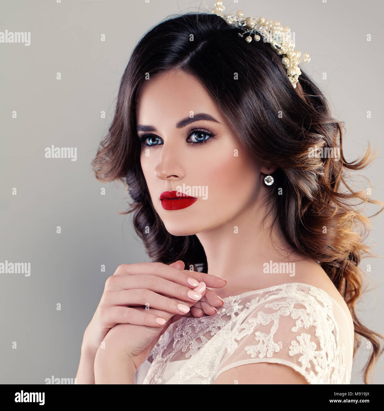 Maquillage Mariee Rouge A Levre Rouge