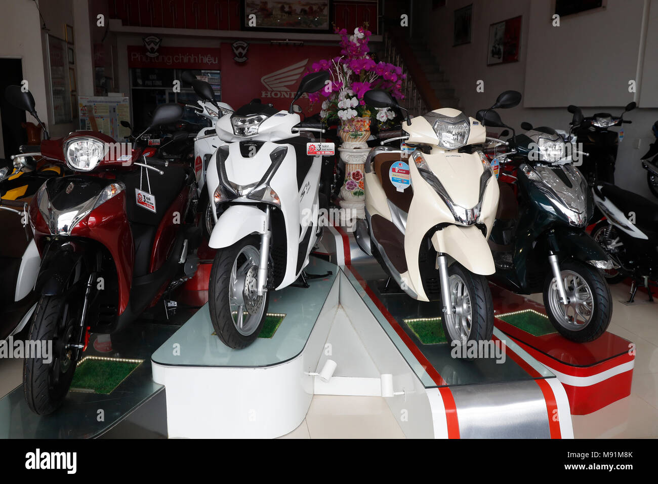 Honda motorcycle vietnam Banque de photographies et d'images à haute  résolution - Alamy