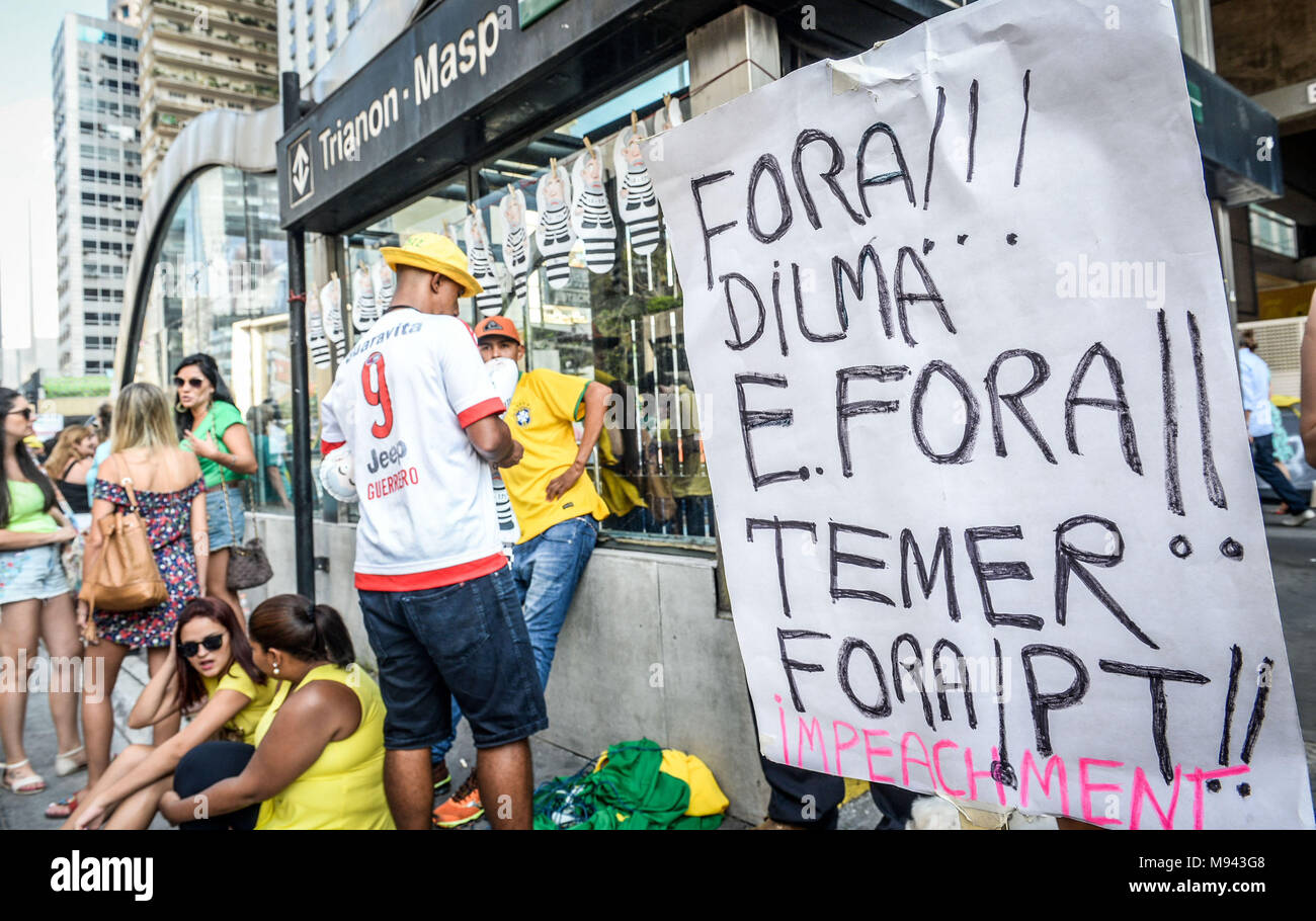 La manifestation, protestation, 03,2016, capitale de l'Avenue Paulista, Sao Paulo, Brésil. Banque D'Images