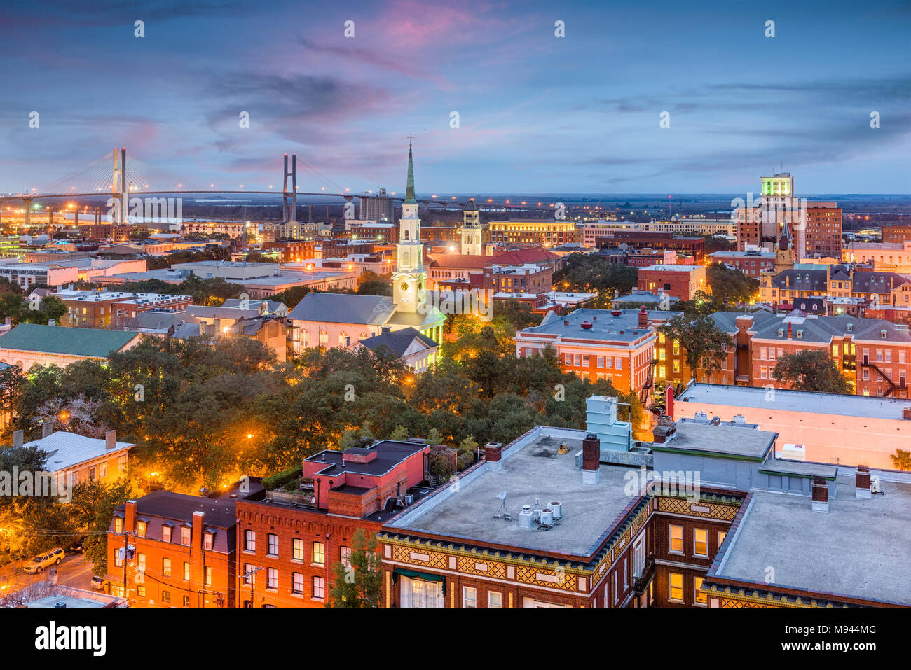 Savannah, Georgia, USA Centre-ville au crépuscule. Banque D'Images