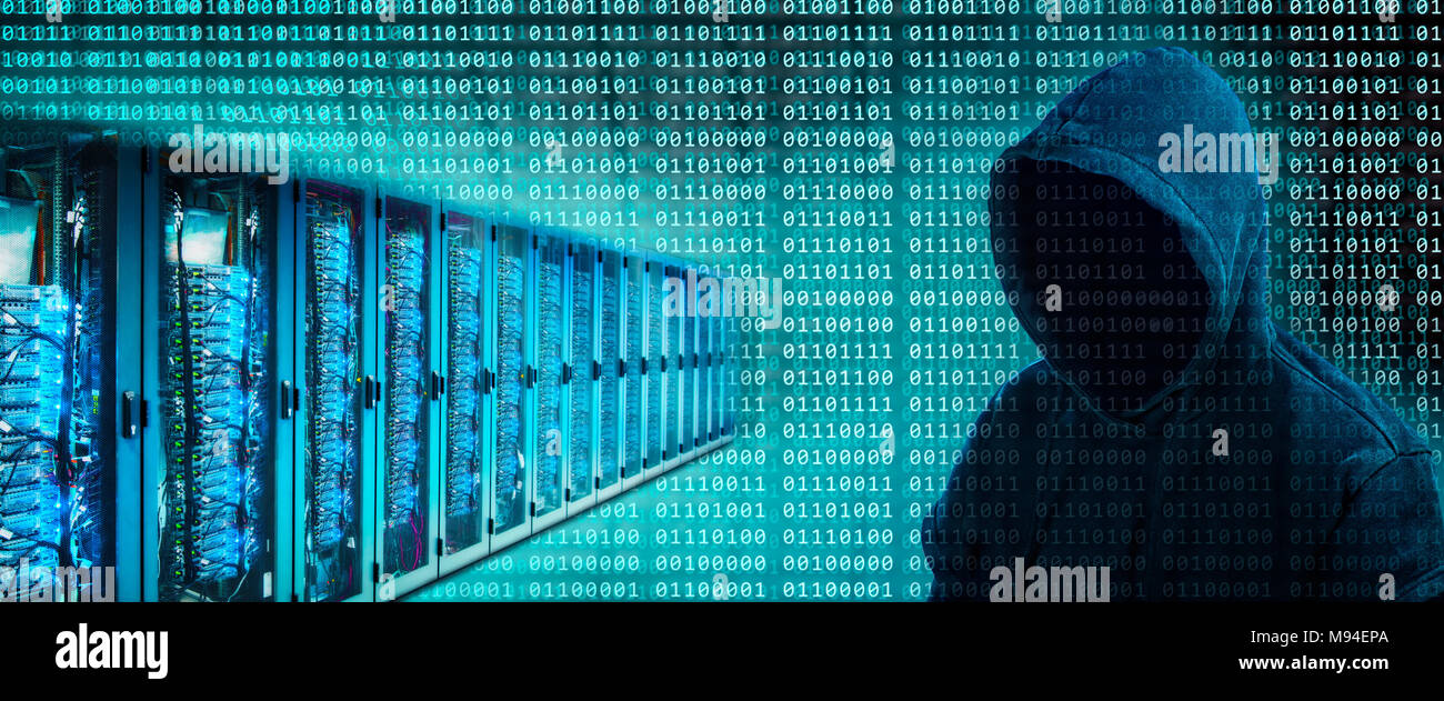 Un certain nombre de serveurs avec des chiffres binaires et la silhouette d'un hacker Banque D'Images