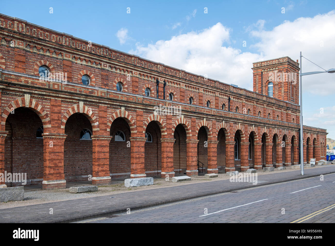 Pompe victorienne chambre Chatham. Maintenant le rivet en cuivre  distillerie Photo Stock - Alamy