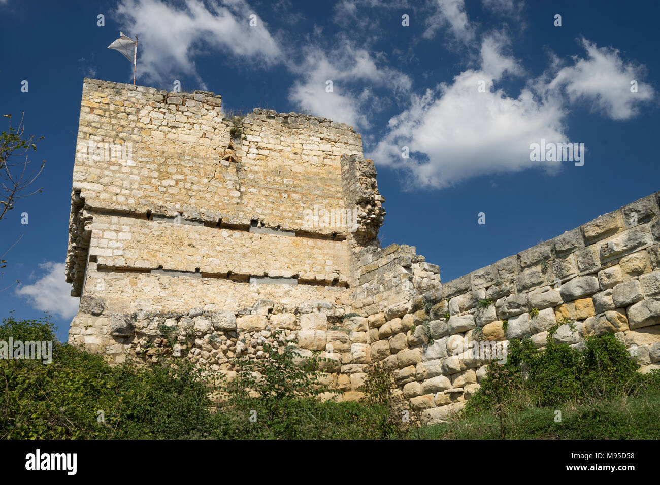 Forteresse médiévale en pierre de la tour de Cherven, Bulgarie Banque D'Images