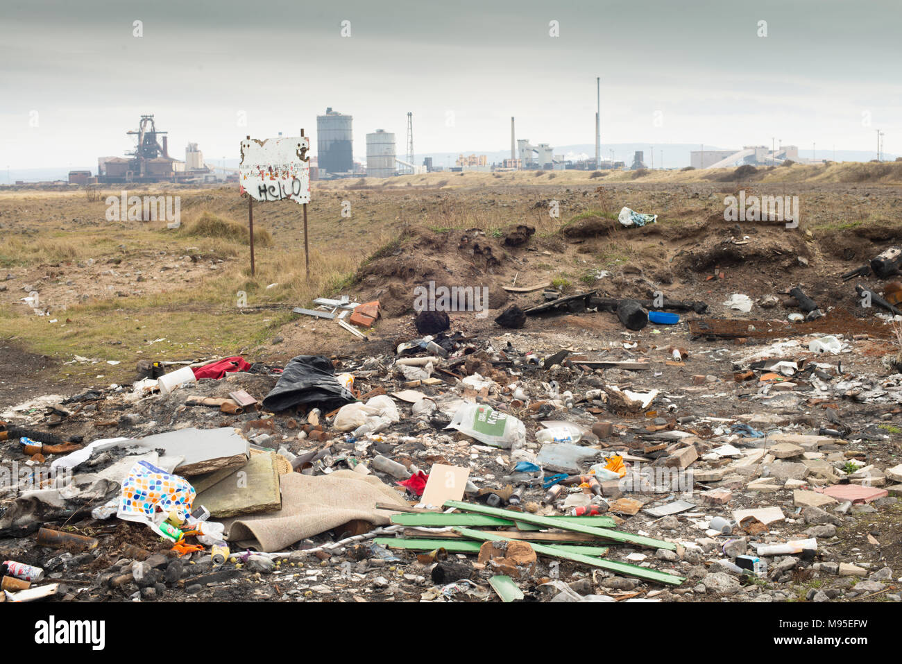 Les décharges sauvages sur les friches industrielles du Sud, Gare, Redcar, Teesside. UK Banque D'Images