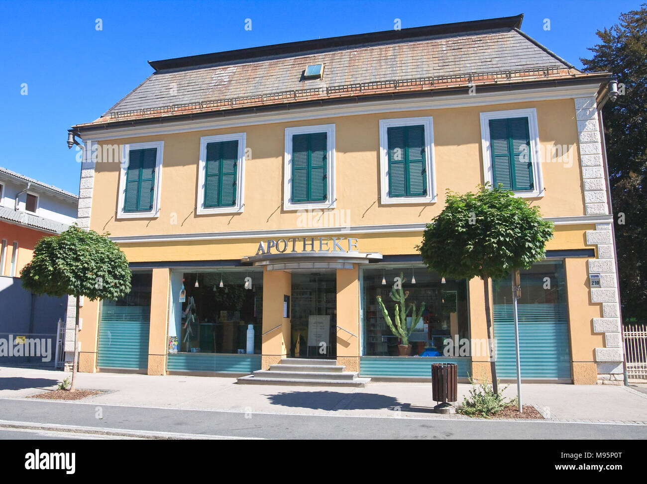 Ville d'excellente réputation. Resort Portschach am Worthersee. L'Autriche Banque D'Images