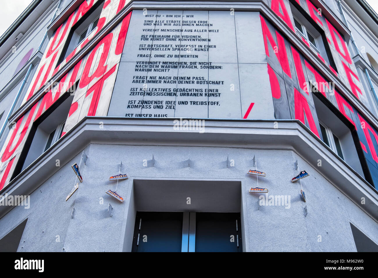 Berlin Schöneberg,MUSÉE,URBAN NATION URBAINE POUR L'ART CONTEMPORAIN, Berlin's first street art museum a ouvert ses portes le 16 septembre 2017, l'extérieur du bâtiment Banque D'Images