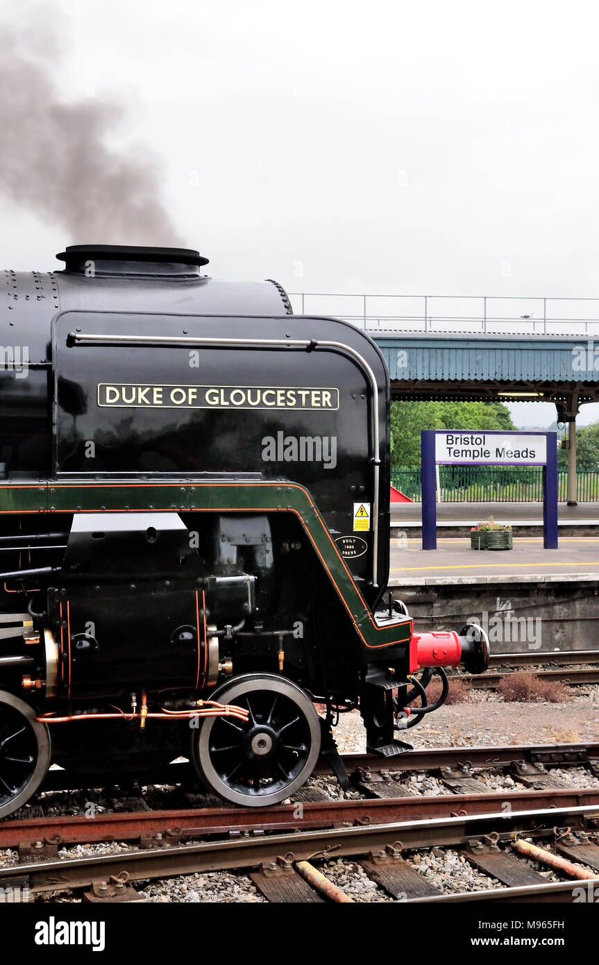 Unique BR Standard Pacific No 71000 Duke of Gloucester attend de quitter Bristol Temple Meads avec le Torbay Express à Devon, le 18th juillet 2010. Banque D'Images