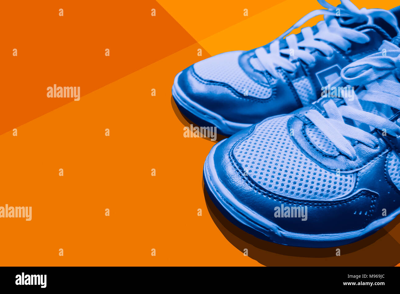 Les chaussures de sport art design bannière avec un espace réservé au texte  Photo Stock - Alamy