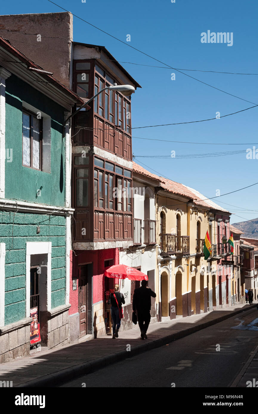 POTOSI, BOLIVIE - août 08, 2017 : peuple bolivien non identifiés dans la rue de Potosi, Bolivie Banque D'Images