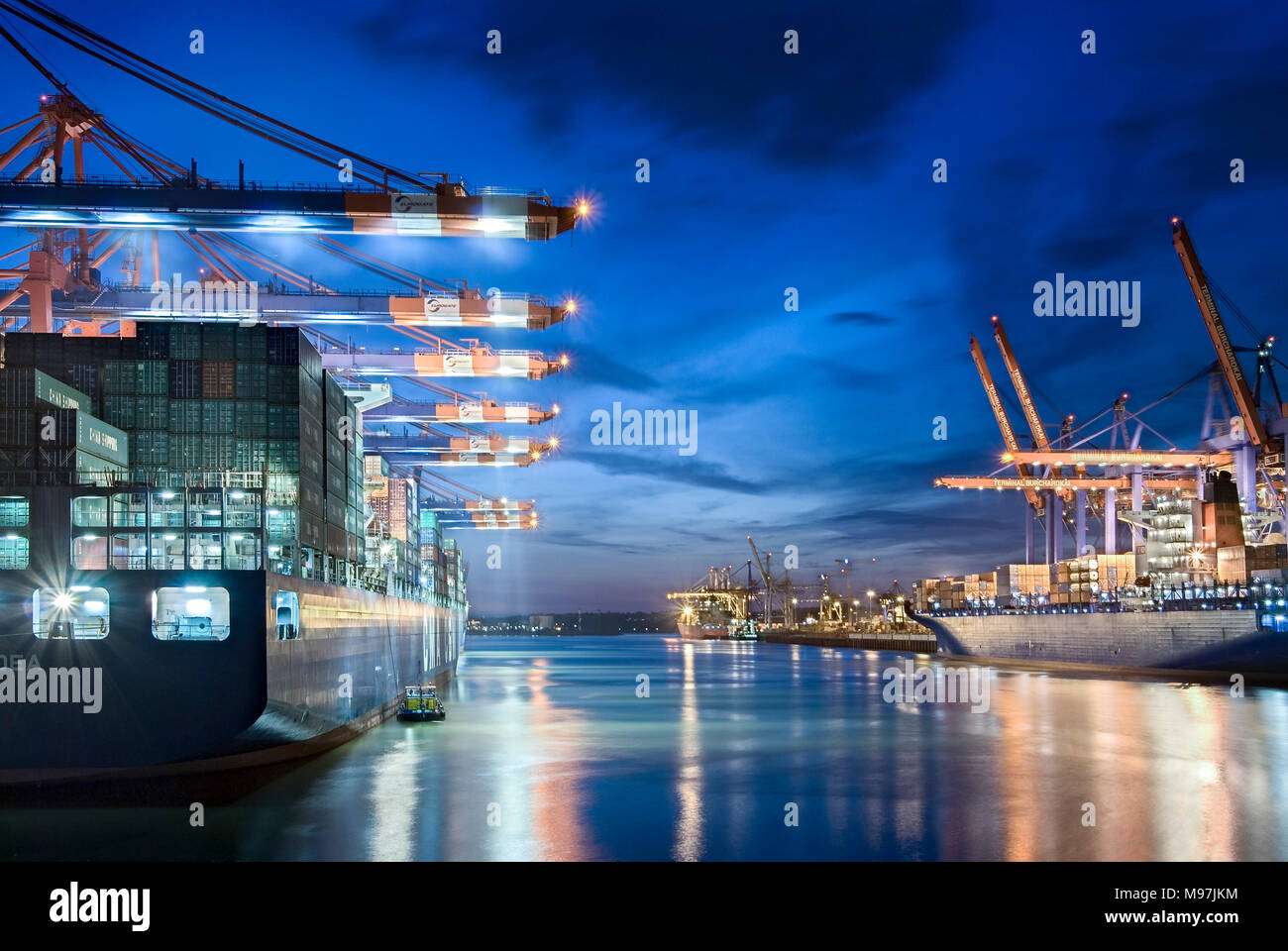 Deutschland, Hambourg, Elbe, Hafen, Waltershofer Containerverladung Containerschiff Hafen,,, "CMA CGM Medea' Banque D'Images