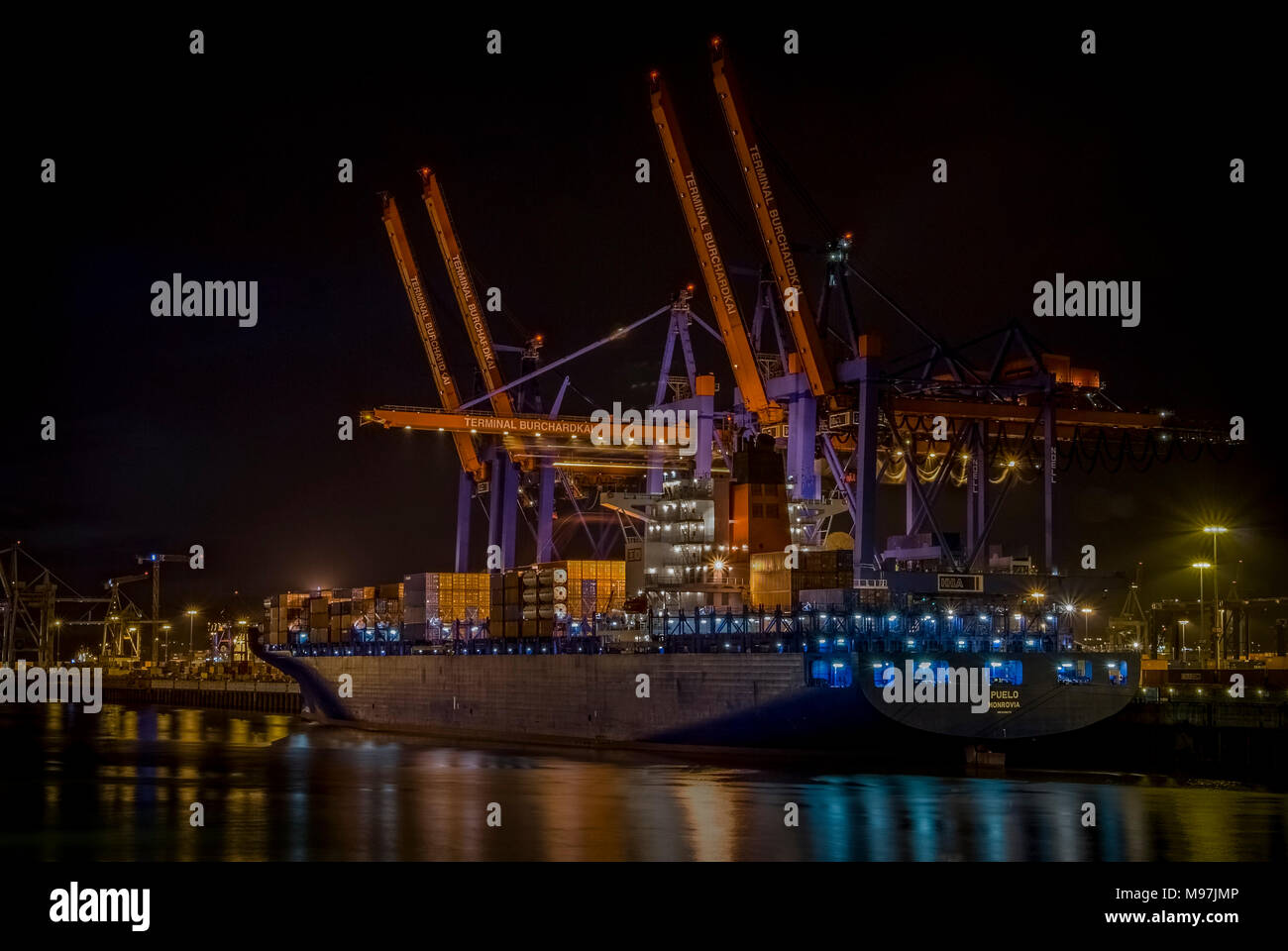 Deutschland, Hambourg, Elbe, Hafen, Waltershofer Containerverladung Containerschiff Hafen,,, 'Puelo' Banque D'Images