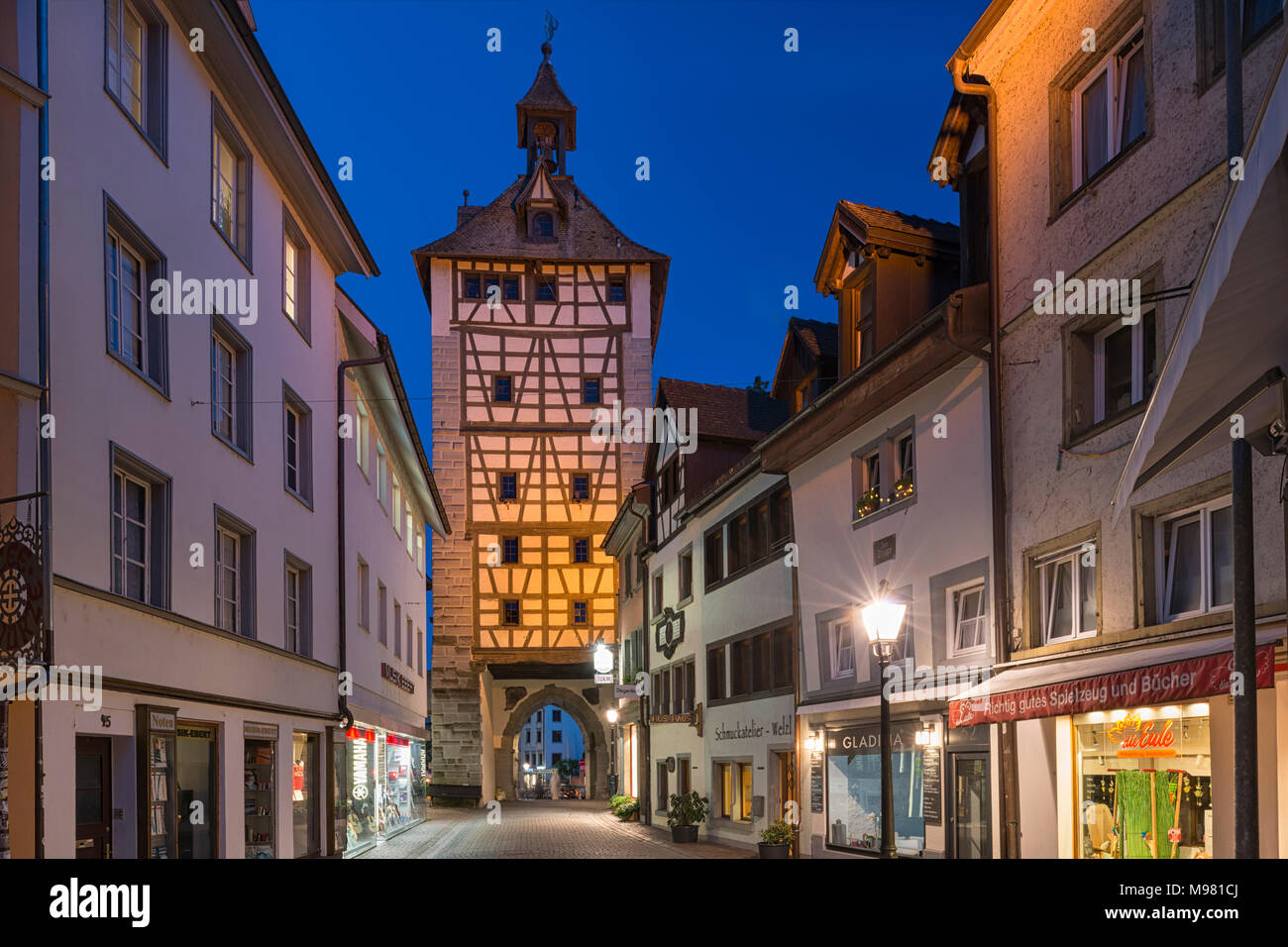 Deutschland, Bade-Wurtemberg, Bodensee, Konstanz Schnetztor, bei nacht Banque D'Images