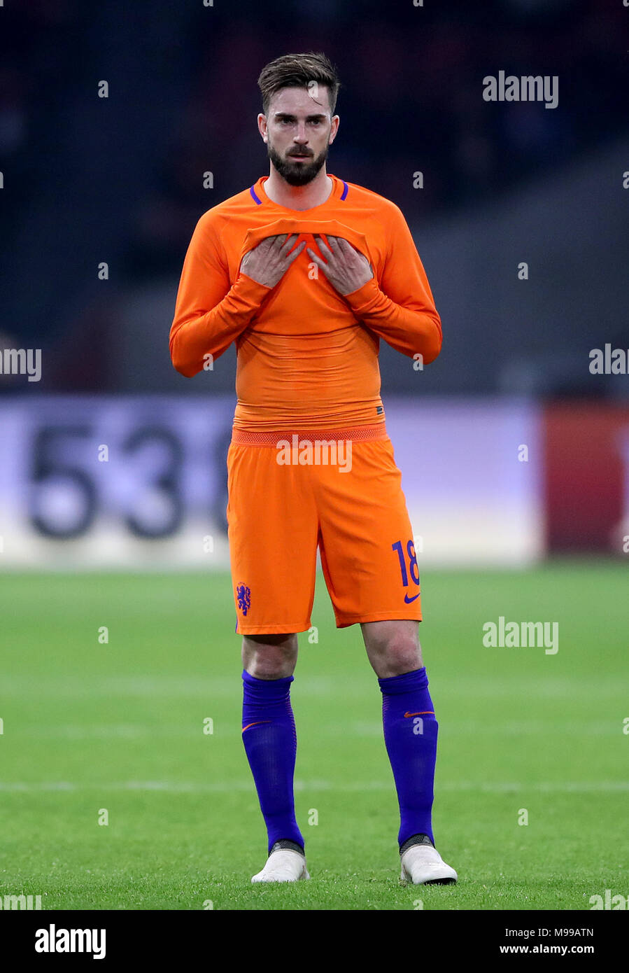 Pays-bas' Davy Propper réagit après le coup de sifflet final lors de la match amical à l'Amsterdam ArenA. Banque D'Images