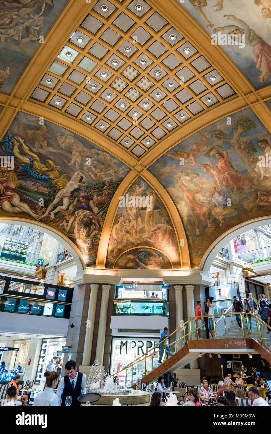 Le plafond peint de Galerias Pacifico, Buenos Aires, Argentine Banque D'Images