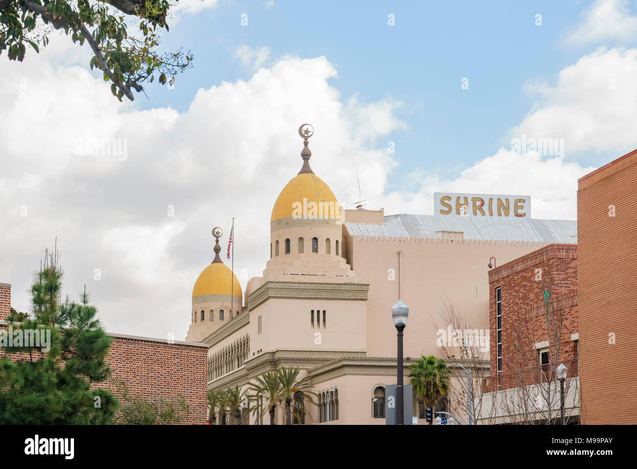 Los Angeles, MAR 16 : Vue extérieure de la belle Shrine Auditorium et Expo Hall bâtiment près de l'USC le Mar 16, 2018 à Los Angeles, Californie Banque D'Images
