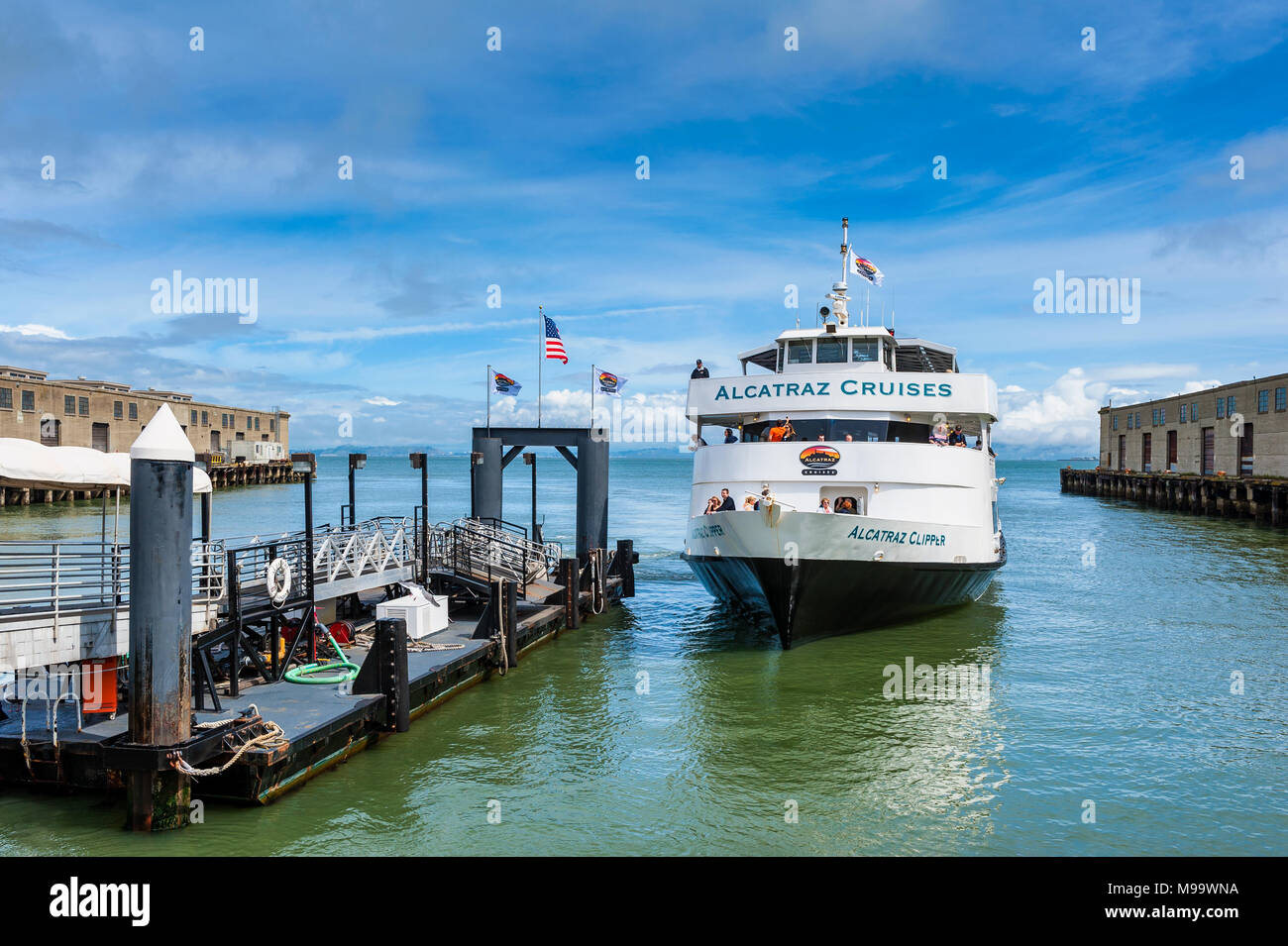 Ferry Croisières Alcatraz dans la baie de San Francisco California USA Banque D'Images