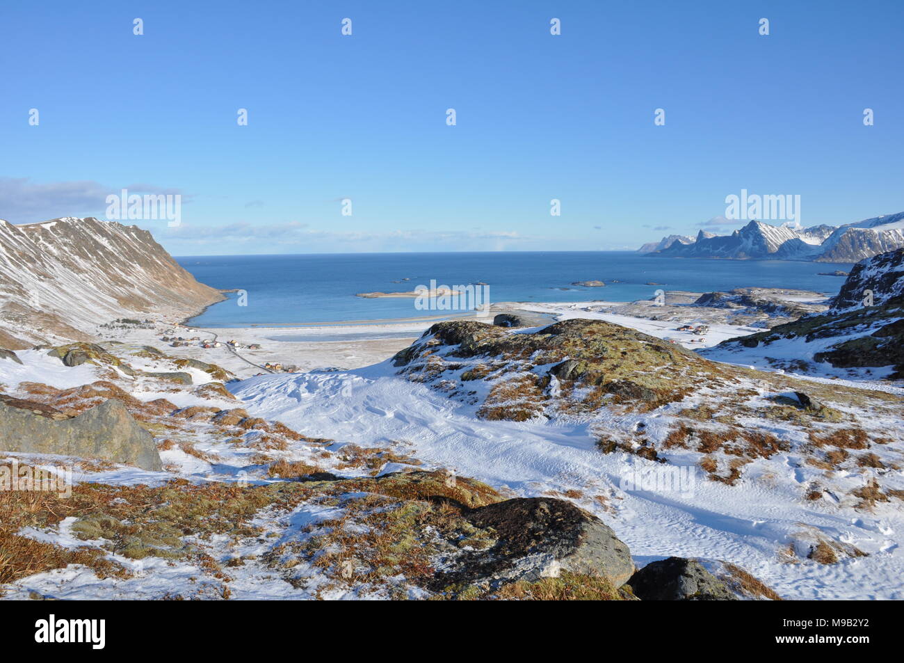 Vue depuis la promenade de Ryten, Lofoten, Norvège Banque D'Images