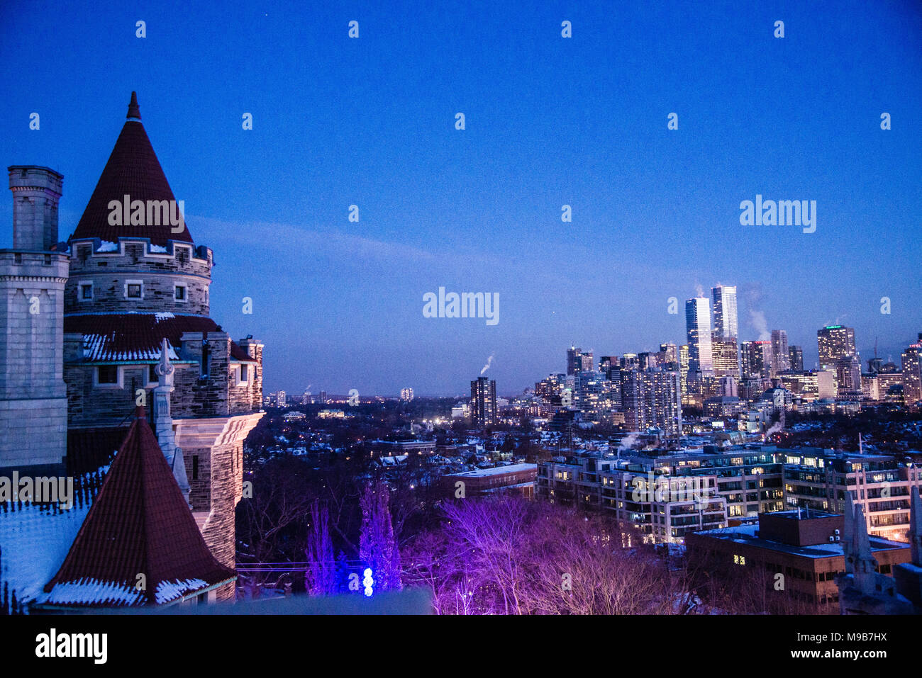 La ville de Toronto Vue de nuit à partir de la Casa Loma, Ontario Canada Banque D'Images