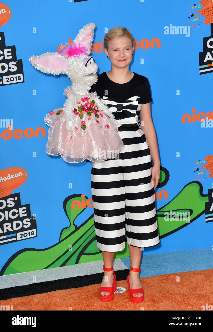 LOS ANGELES, CA. 24 mars 2018 : Darci Lynne Farmer à Nickelodeon's Kids' Choice Awards 2018 au Forum Photo : Sarah Stewart Crédit : Sarah Stewart/Alamy Live News Banque D'Images