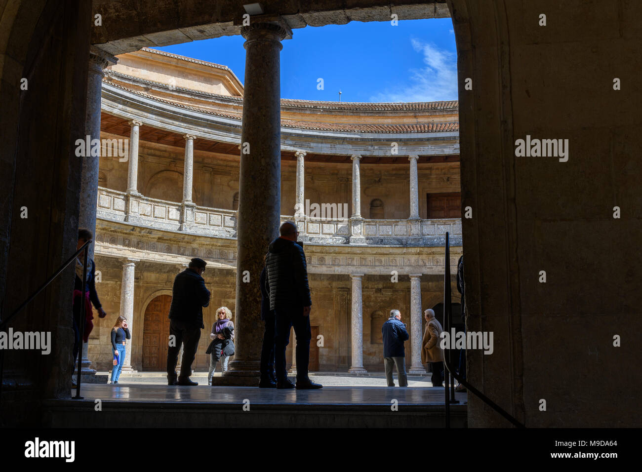 Cour circulaire du Palais de Charles Quint (Palacio de Carlos V La