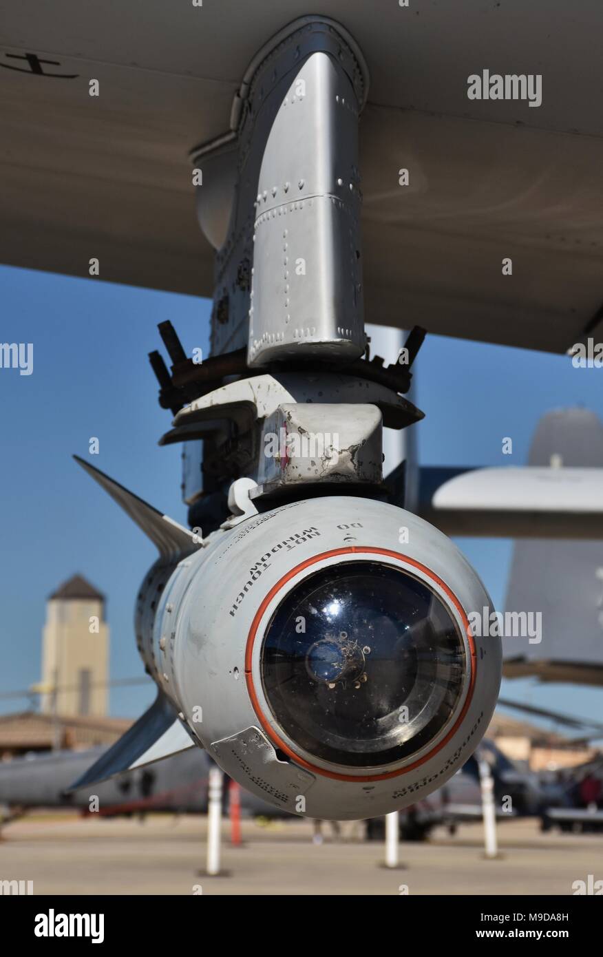 Une armée de l'air AGM-65 Maverick missile sur un jet d'attaque A-10 Warthog. Le Maverick est un missile air-sol conçu pour l'appui aérien rapproché. Banque D'Images