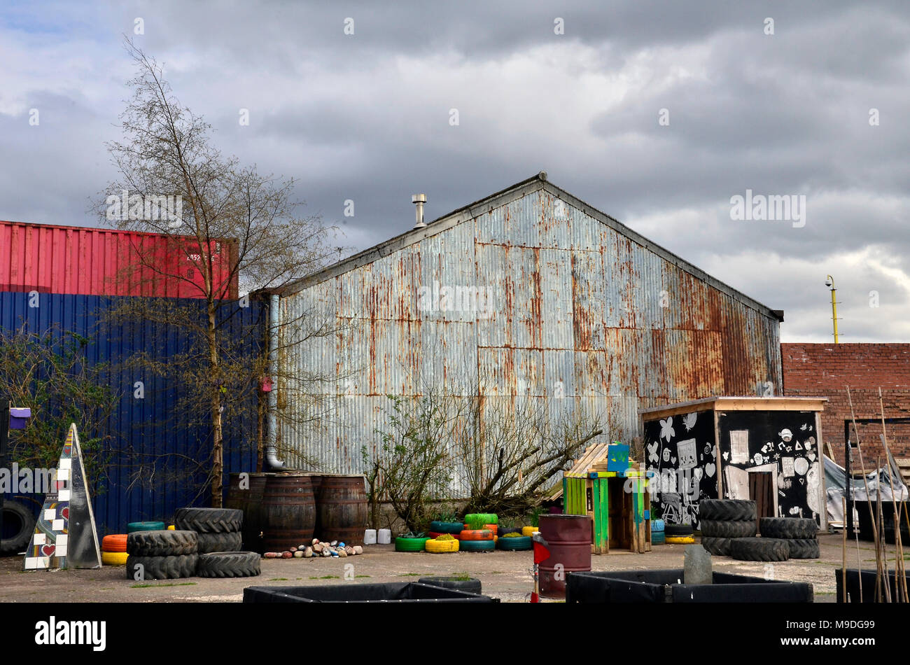 GLASGOW, ÉCOSSE - 2 mai 2013 : un hangar dans un jardin communautaire dans Possilpark, Glasgow. Banque D'Images