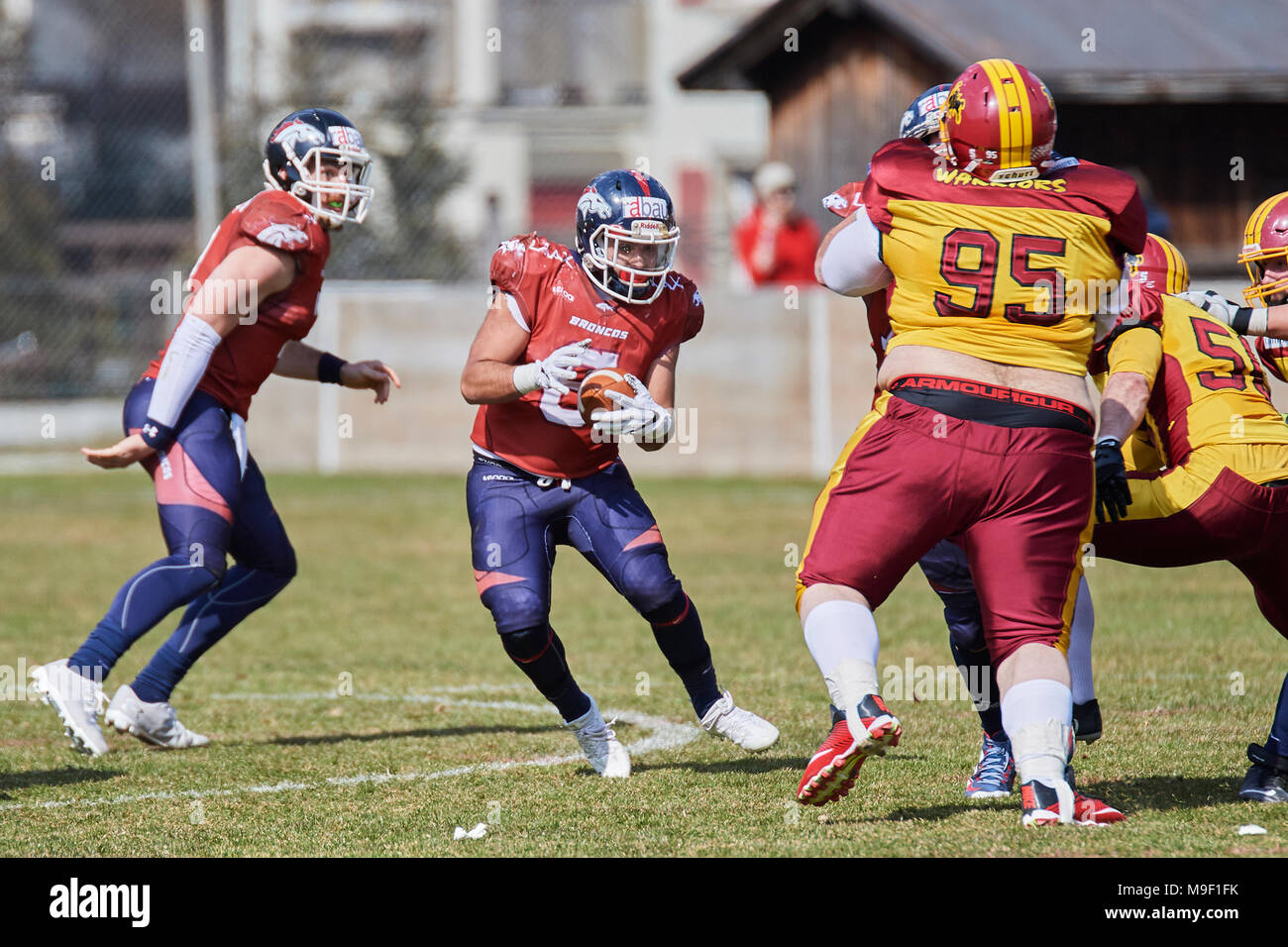 Chur, Suisse. 25 mars 2018. Erik irrite au cours de la Swiss American Football Match Calanda Broncos vs. NLA Winterthur guerriers. Crédit : Rolf Simeon/Alamy Live News Banque D'Images