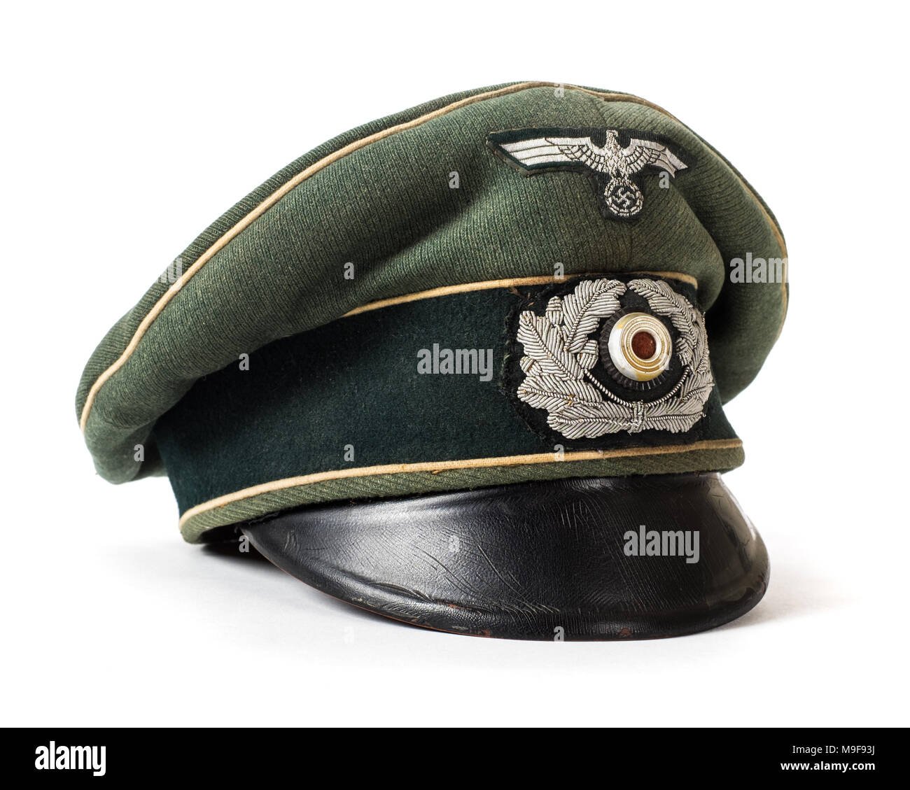 WW2 Troisième Reich allemand de l'agent de l'Armée de pare-soleil à l'insigne en tissu et Wermacht eagle Banque D'Images