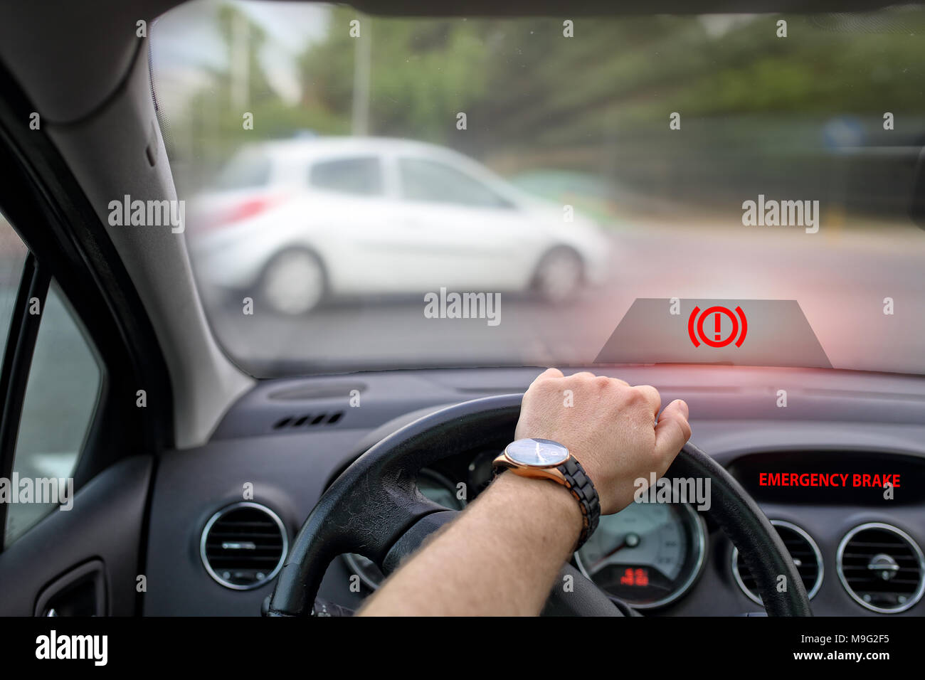 Freinage d'urgence pour éviter la collision dans la voiture Banque D'Images