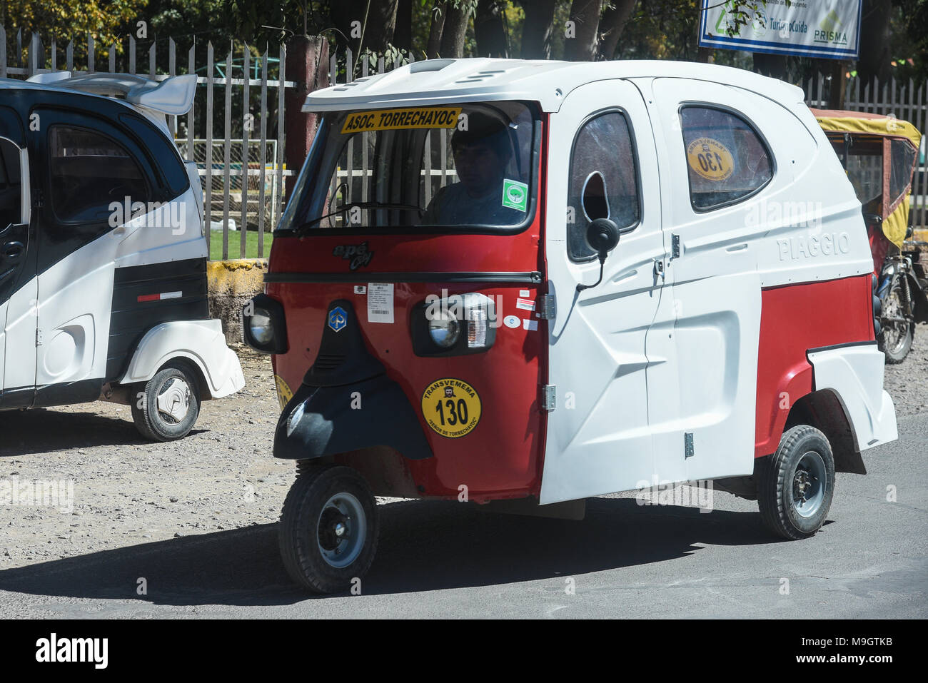Drôle de cyclomoteurs à Cusco Pérou taxi Banque D'Images