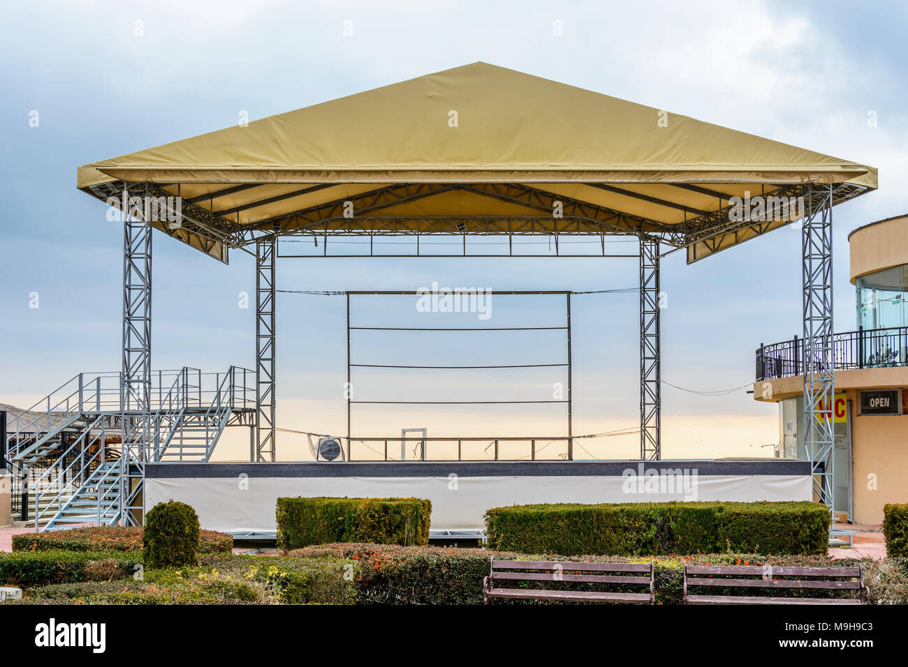 L'heure d'hiver stade fer vide sur la plage Banque D'Images