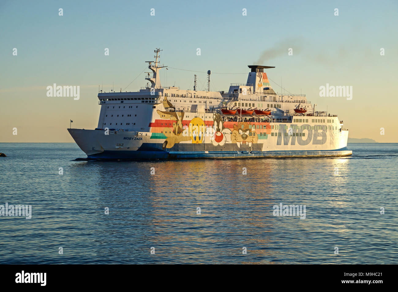 Ferries MOBY MOBY Zaza arriver au port de Bastia Corse France Europe Banque D'Images