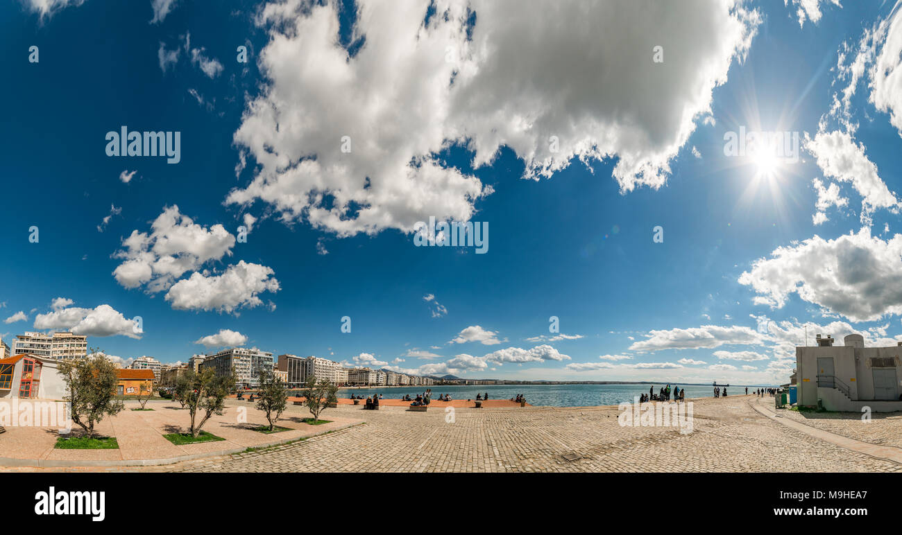 Vue panoramique de la ville de Thessalonique port, sur une belle journée ensoleillée, Grèce Banque D'Images