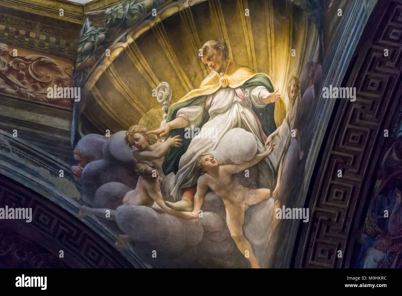 Parme, Italie - février 17, 2018 : l'intérieur de la cathédrale de Parme en Italie. C'est une cathédrale romane italienne importante. Banque D'Images