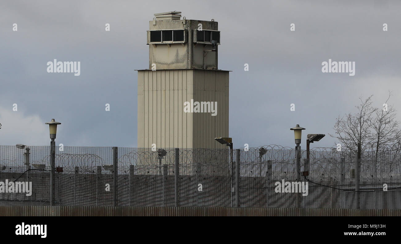 Un stock photo de tours de garde sur les vestiges de l'ancien bloc H prison labyrinthe à Long Kesh près de Lisburn en Irlande du Nord. Banque D'Images