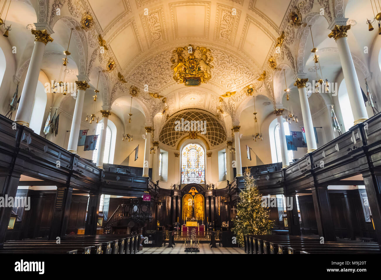 L'Angleterre, Londres, The Strand, St Clement Danes Church Banque D'Images