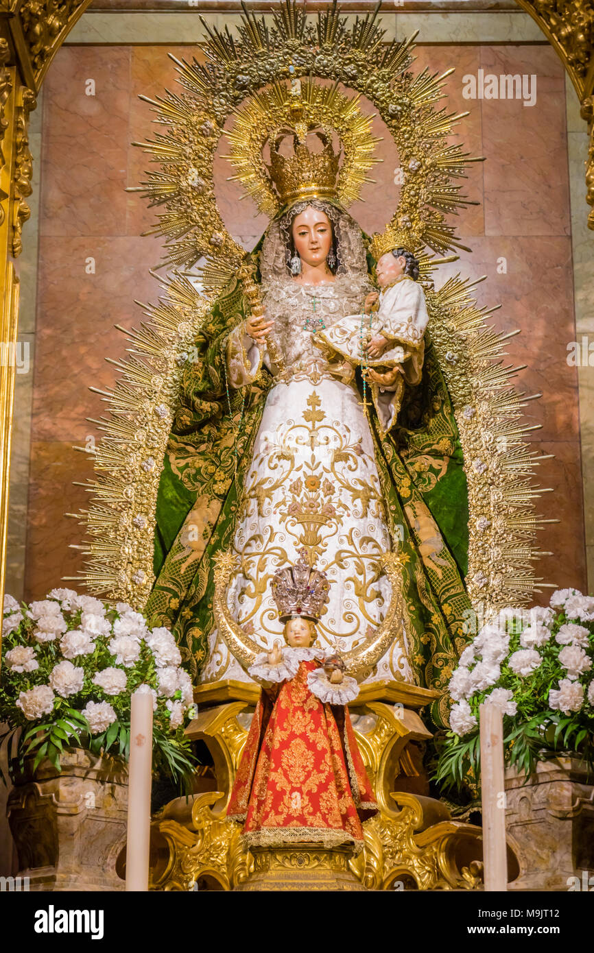 La "Chapelle de Notre Dame du Rosaire' dans la 'La Basilique de la Macarena' (l'église de la Macarena) dans la ville espagnole de Séville, Andalousie, Espagne Banque D'Images