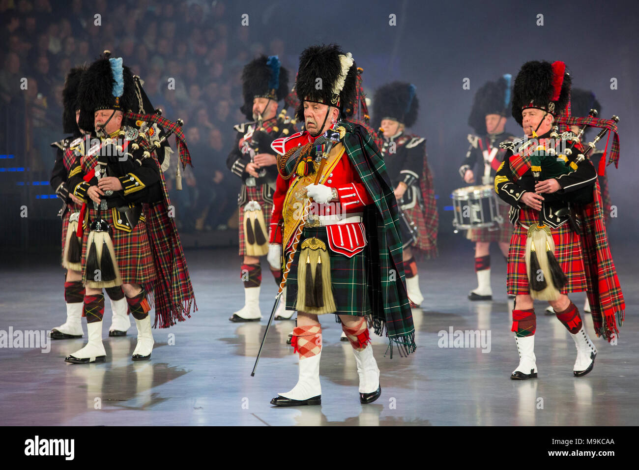 Essen, Allemagne. 2e Mar, 2018. Fanfare de Lancashire (Angleterre) et le Seaforth Highlanders Pipes and Drums (Leicester, Angleterre) à Musikparade 2018, Marching Band Show à Rittal-Arena Wetzlar. Crédit : Christian Lademann Banque D'Images