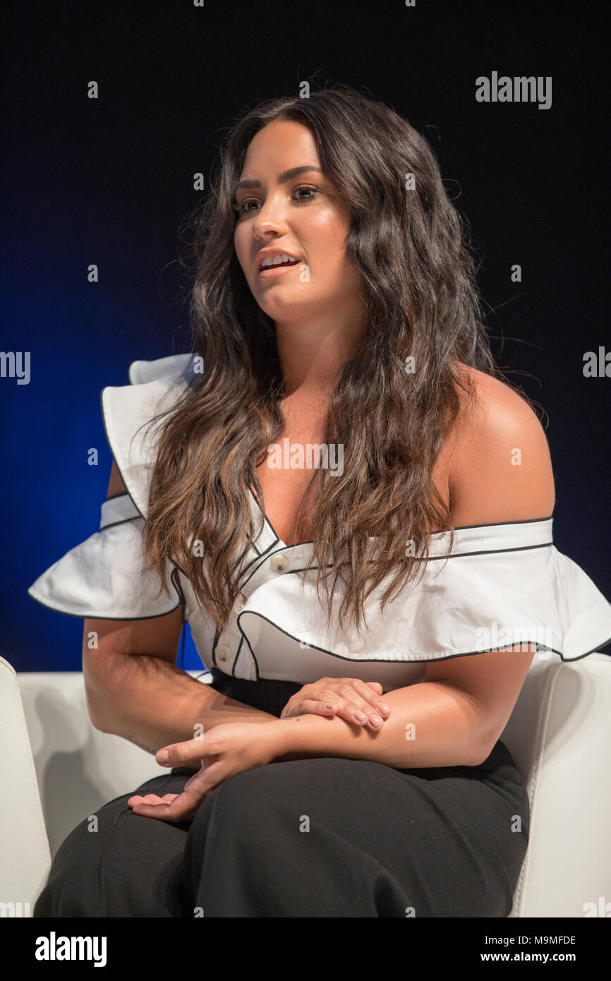 Cannes, France, le 19 juin 2017, Demi Lovato au Festival de Cannes Lions, Demetria Devonne Lovato est un chanteur, auteur-compositeur et actrice, © ifnm Banque D'Images