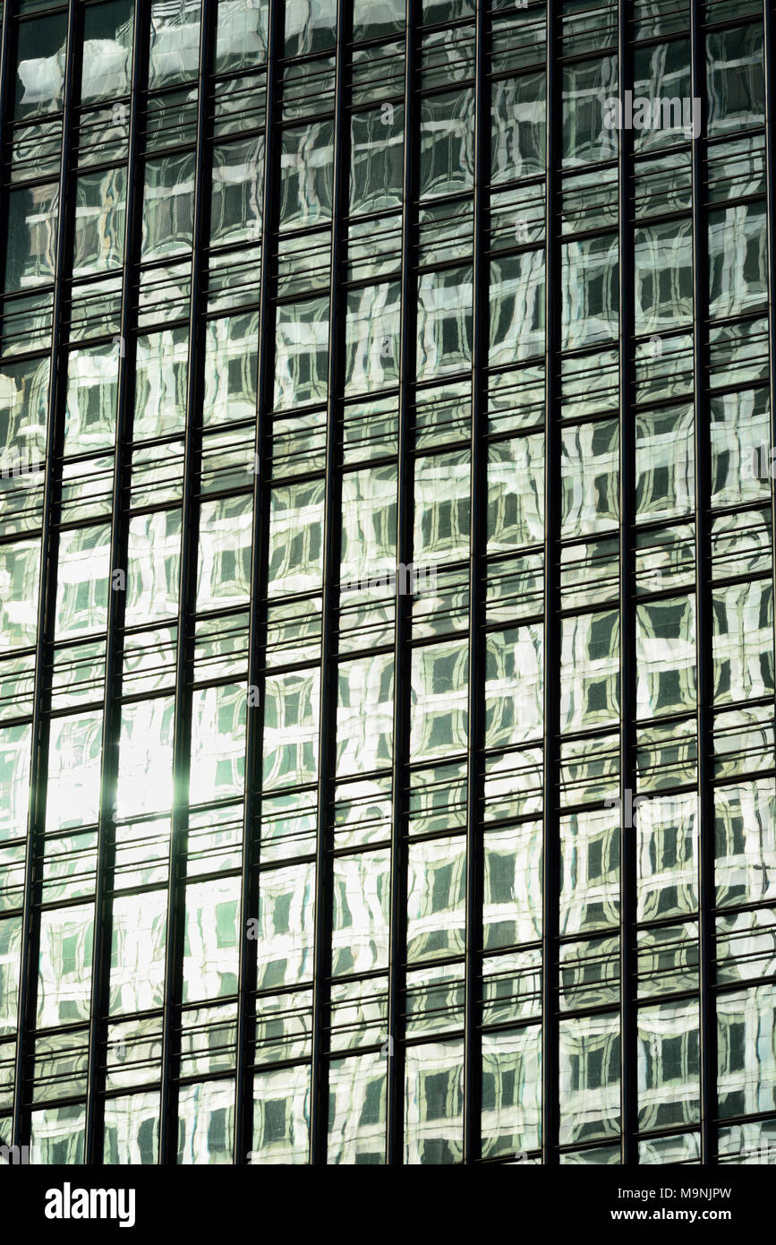 Façade en verre et acier inoxydable office, Londres, Royaume-Uni Banque D'Images