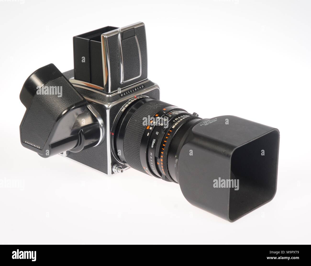 Single-Lens Reflex-caméra film moyen format Hasselblad, 2000 FCW, 1984-1988, avec 150 mm et dévidoir Banque D'Images