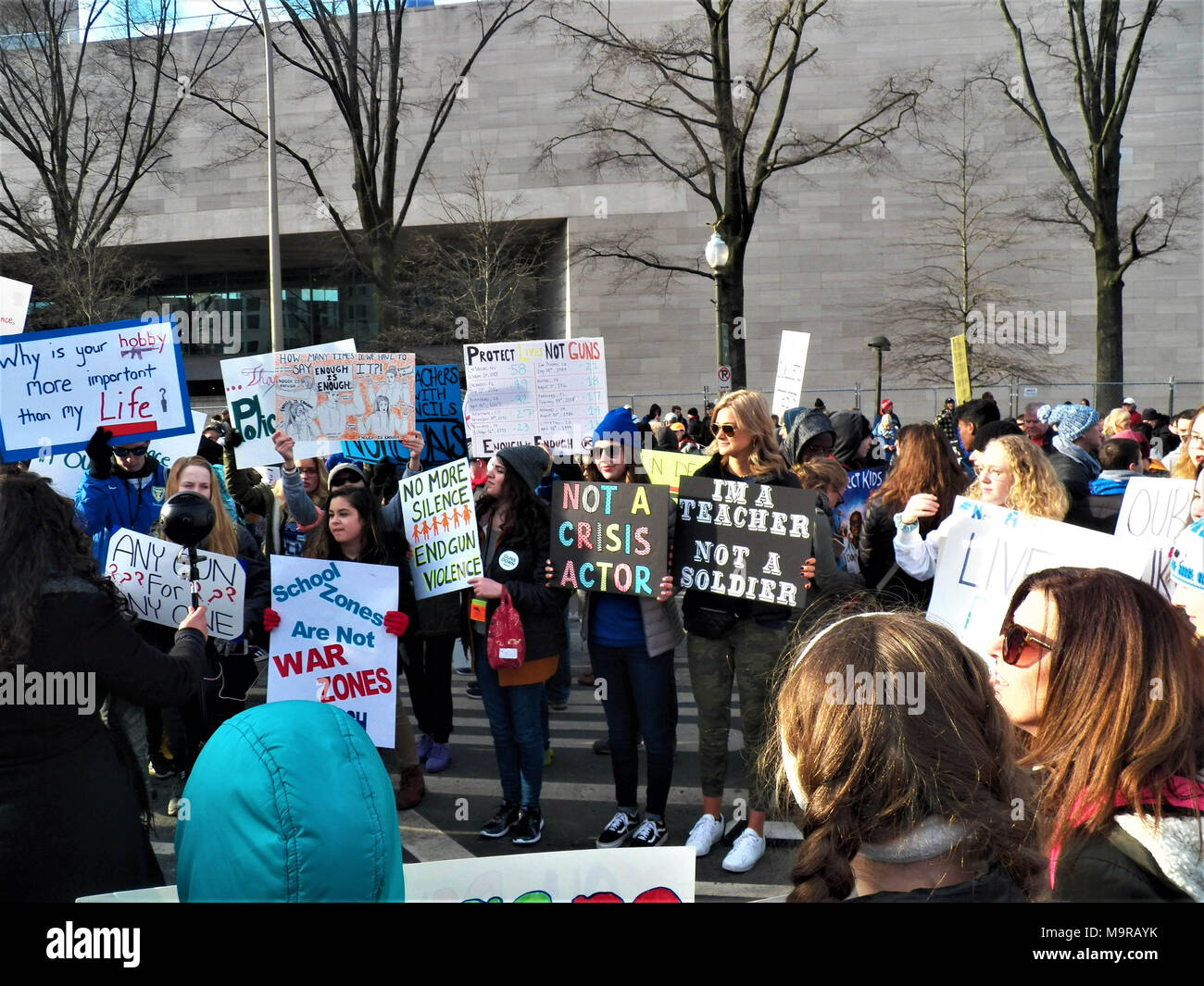 Washington, United States. 24Th Mar, 2018. La "Marche pour nos vies" rally et mars à Washington DC, a été l'un des plus importants dans l'histoire récente d'après les estimations, le nombre à environ 800 000 personnes assistant à l'Inauguration par le Président dépassant 200 000 Trump. Ce sont les multiples visages d'un nouveau mouvement dont le temps est venu. Credit : Mark Apollo/Pacific Press/Alamy Live News Banque D'Images